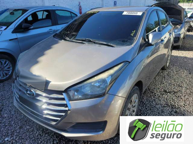 LOTE 011 - HYUNDAI HB20S COMFORT PLUS 1.0 12V CVVT