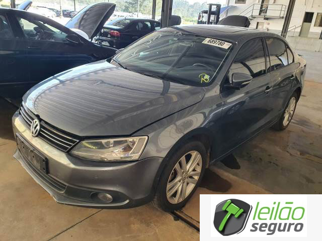 LOTE 012 - VOLKSWAGEN JETTA HIGHLINE 2.0 16V TSI TURBO