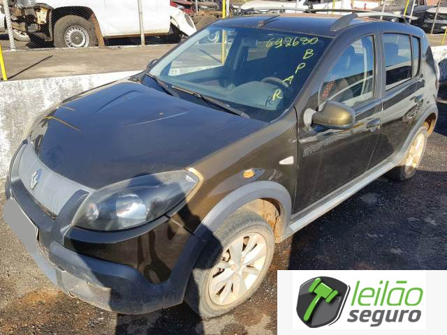 LOTE 016 - RENAULT SANDERO STEPWAY 1.6 HI-POWER