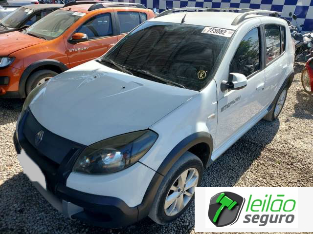 LOTE 033 - RENAULT SANDERO STEPWAY 1.6 16V HI-FLEX