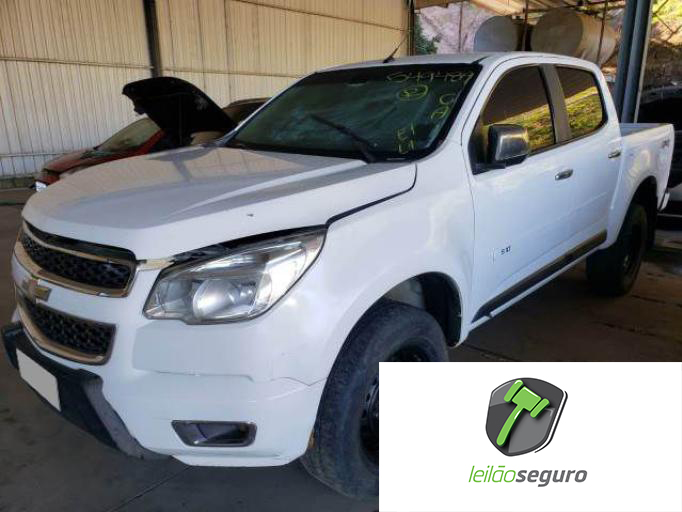 LOTE 028 CHEVROLET S10 2014