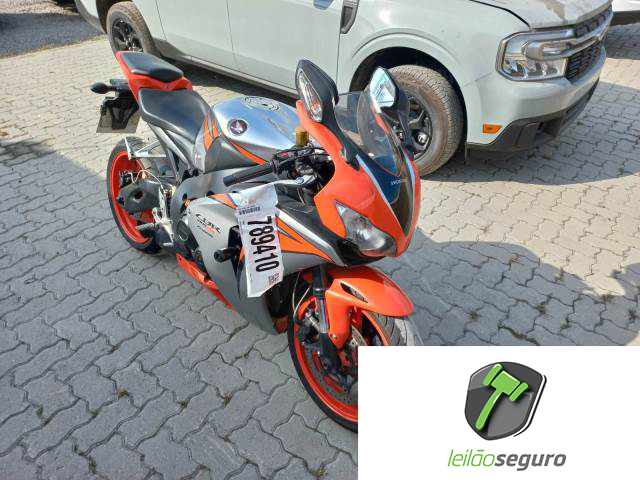 LOTE 018 HONDA CBR 1000 RR 2008